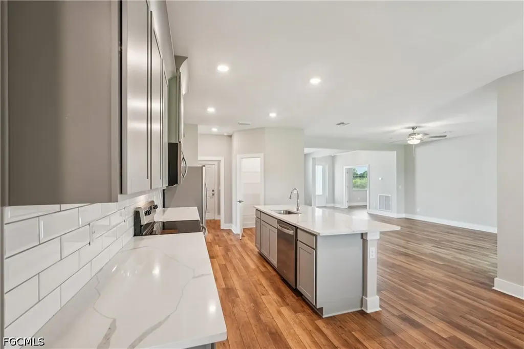 939 Admiral Bull Halsey Avenue Labelle FL 33935