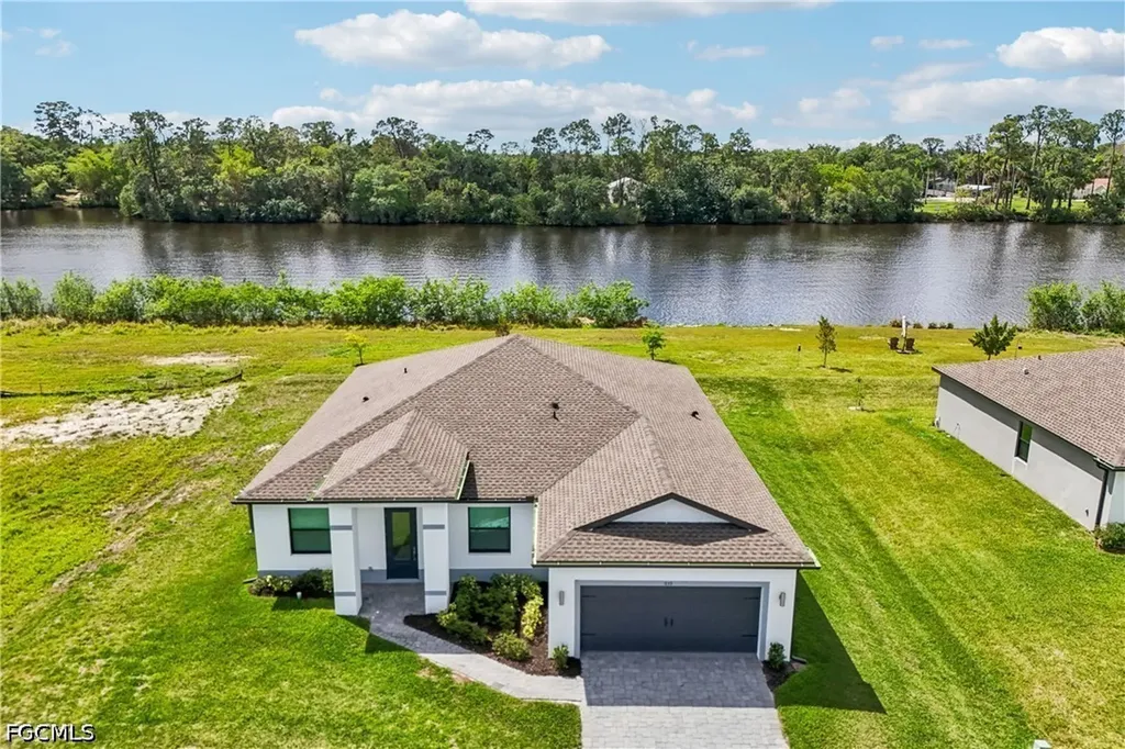 939 Admiral Bull Halsey Avenue Labelle FL 33935