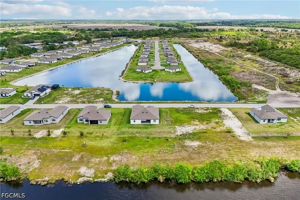 939 Admiral Bull Halsey Avenue Labelle FL 33935