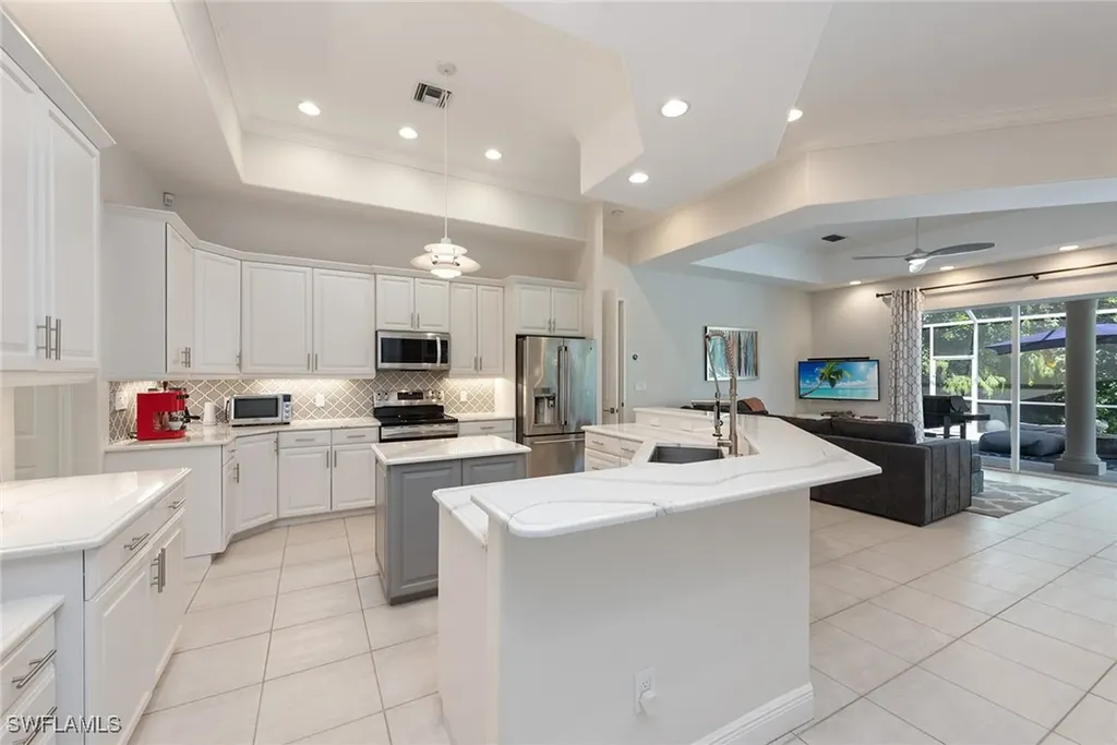 2271 Hawksridge Drive Naples FL 34105