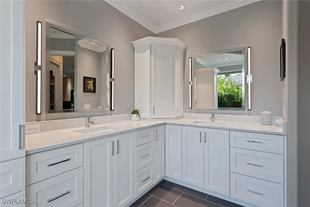 2271 Hawksridge Drive Naples FL 34105