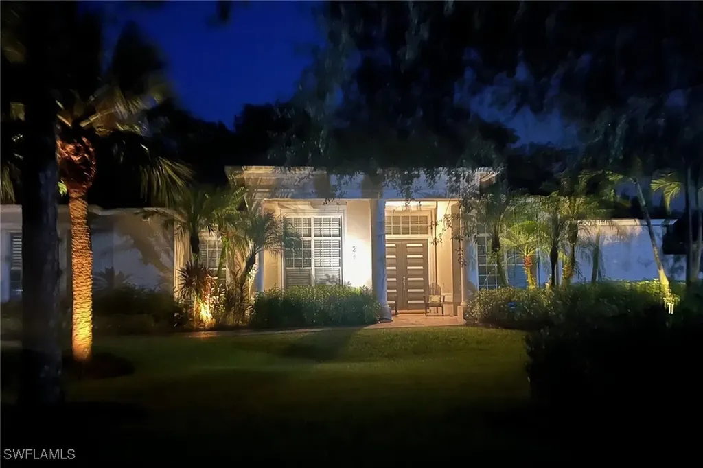 2271 Hawksridge Drive Naples FL 34105