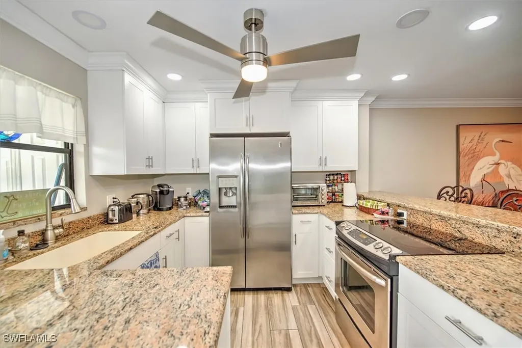 4803 SW Santa Barbara Court Cape Coral FL 33914