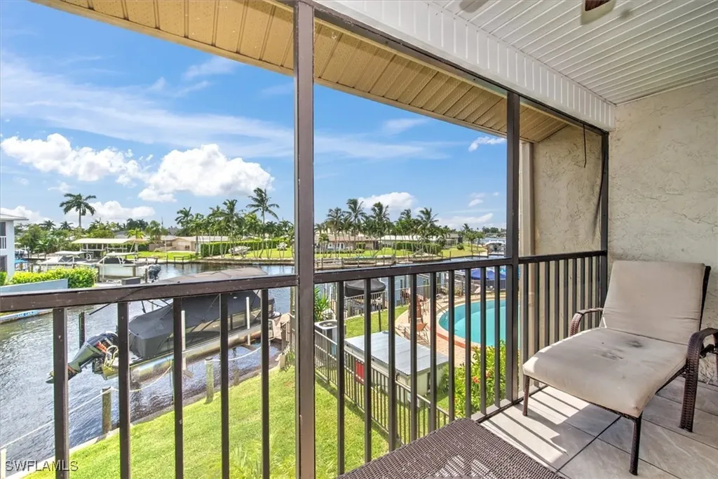 4803 SW Santa Barbara Court Cape Coral FL 33914