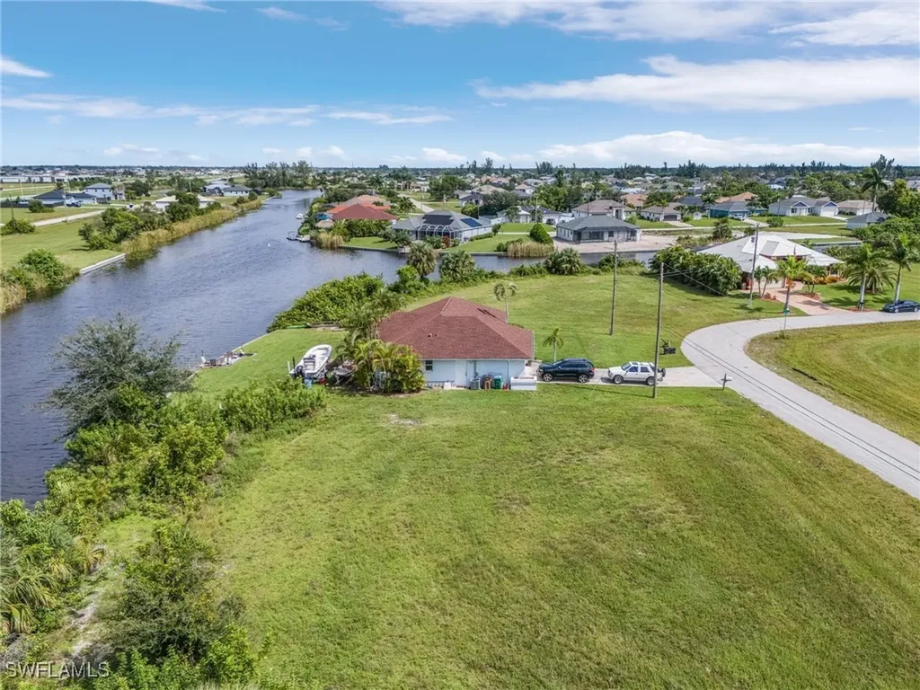 308 NW 29th Place Cape Coral FL 33993