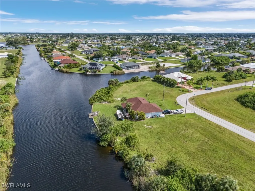 308 NW 29th Place Cape Coral FL 33993
