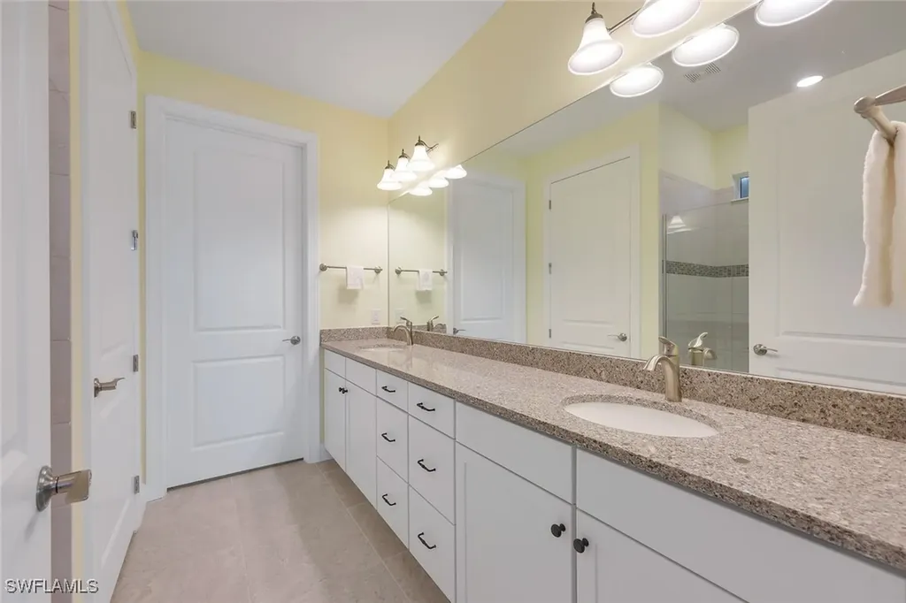 20040 Tavernier Drive Estero FL 33928