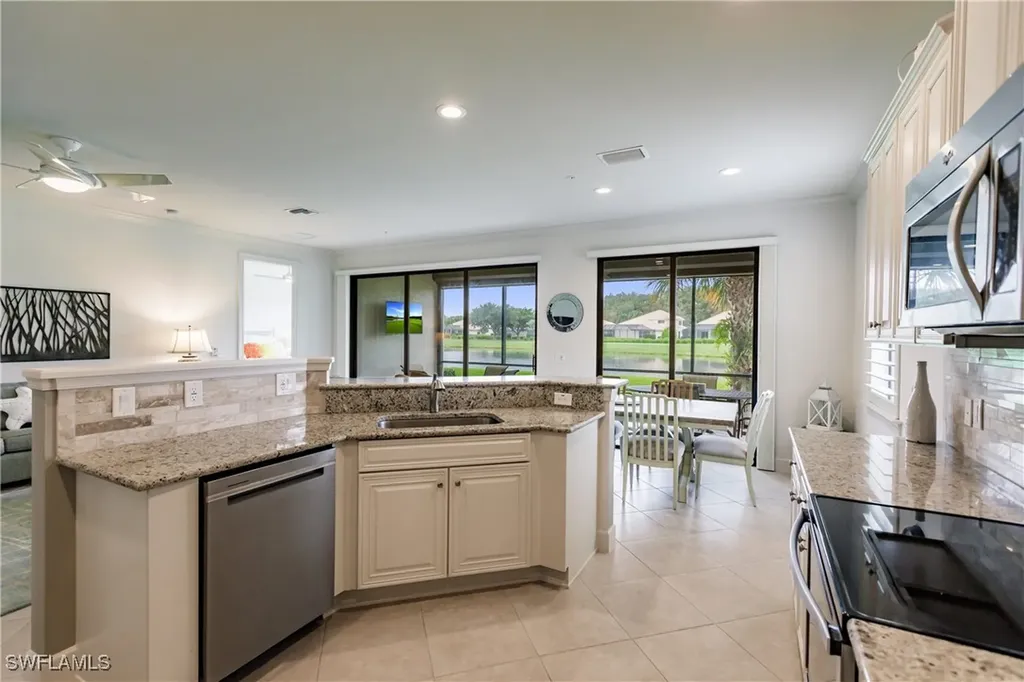 12050 Covent Garden Court Naples FL 34120