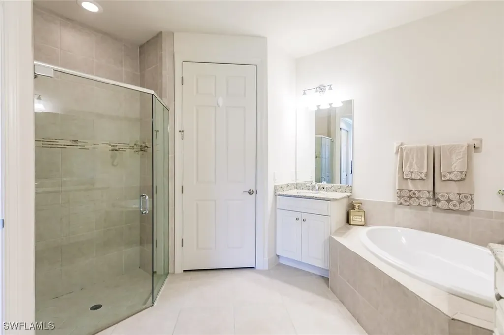 12050 Covent Garden Court Naples FL 34120