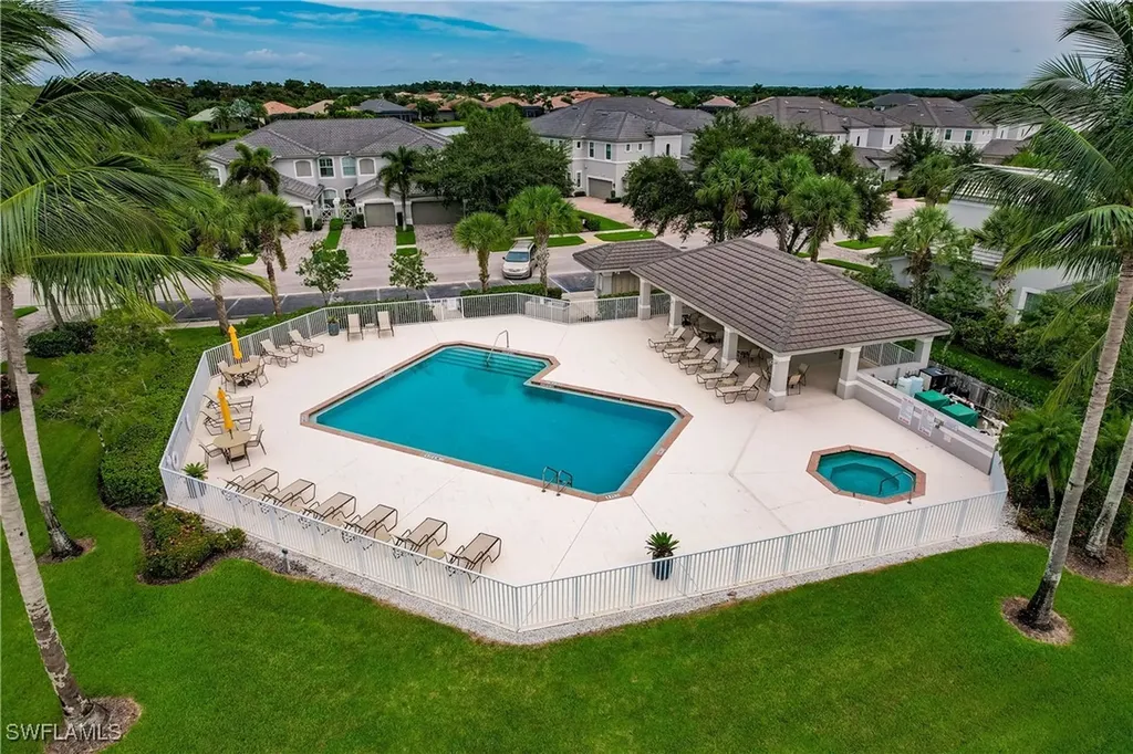 12050 Covent Garden Court Naples FL 34120