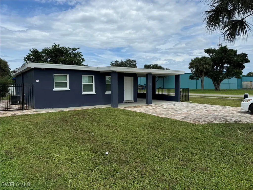 2421 South Street Fort Myers FL 33901