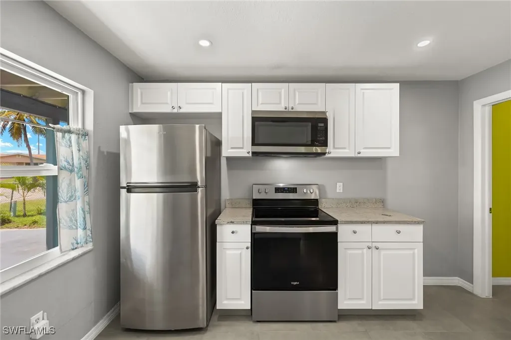 3 W Clermont Court Fort Myers FL 33916