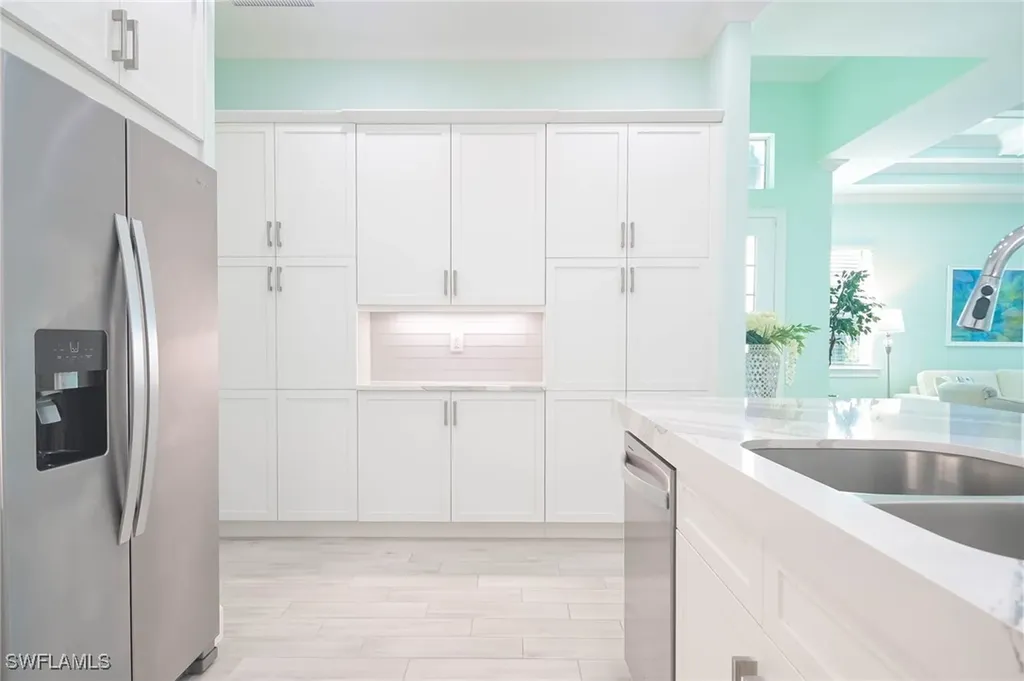 6395 Negril Isle Drive Naples FL 34113