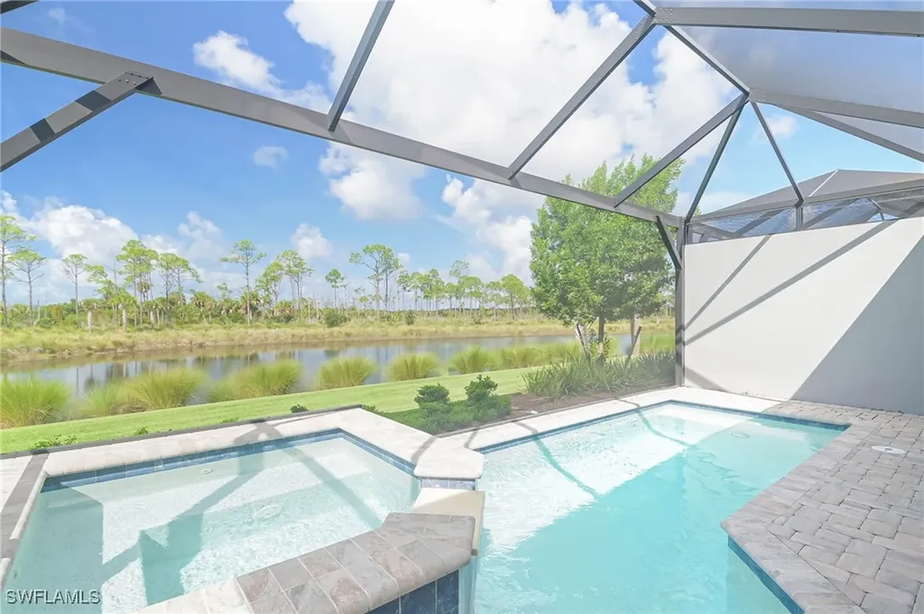 6395 Negril Isle Drive Naples FL 34113