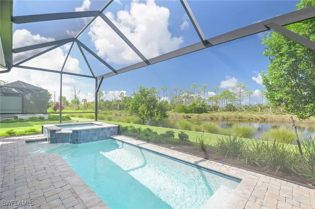 6395 Negril Isle Drive Naples FL 34113