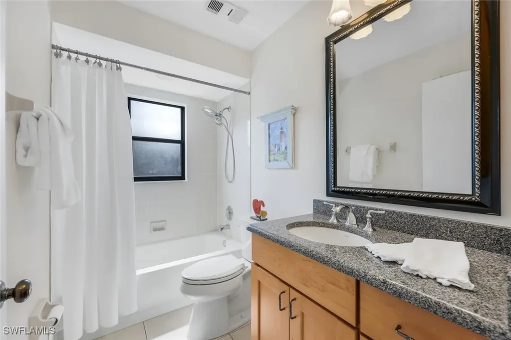 9694 Litchfield Lane Naples FL 34109