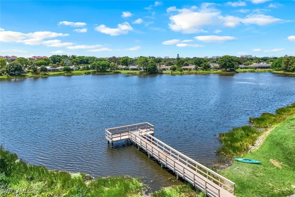 9694 Litchfield Lane Naples FL 34109