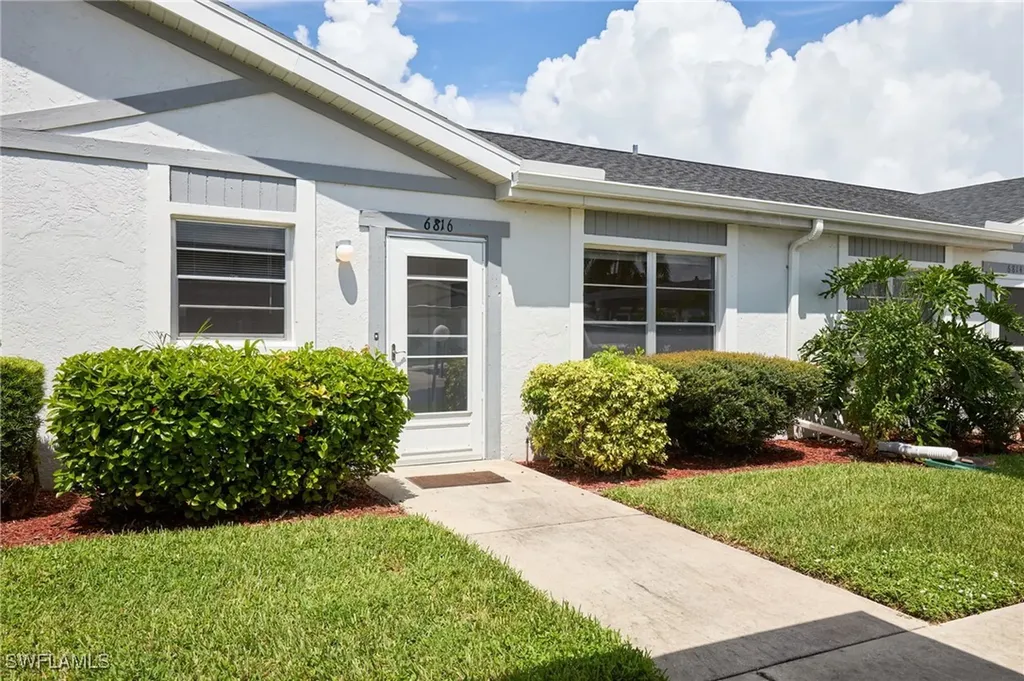 6816 Bogey Drive Fort Myers FL 33919