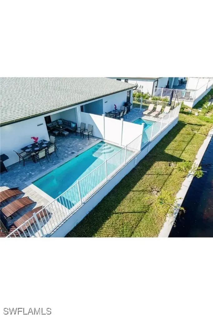 317-319 SW 47th Terrace Cape Coral FL 33914