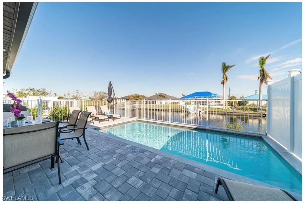 317-319 SW 47th Terrace Cape Coral FL 33914