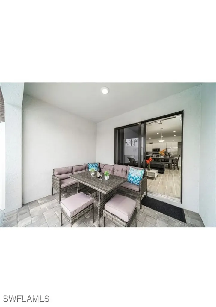 317-319 SW 47th Terrace Cape Coral FL 33914