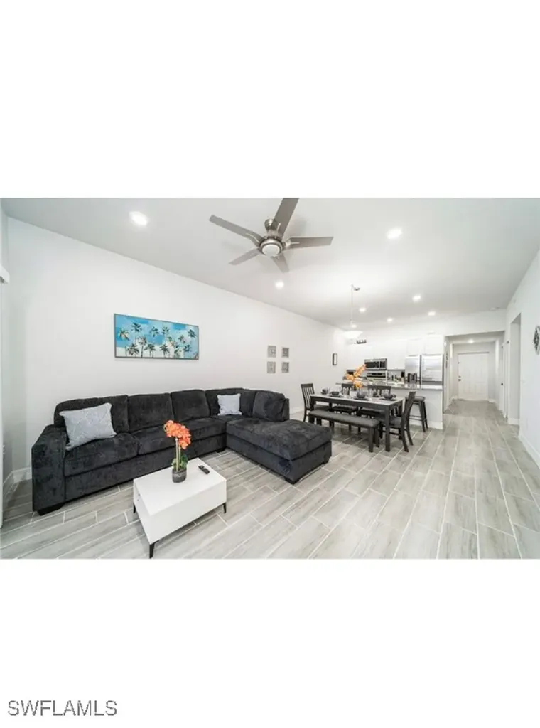 317-319 SW 47th Terrace Cape Coral FL 33914