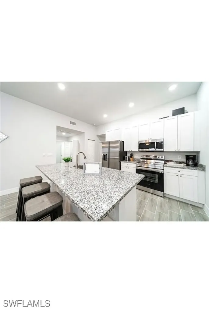 317-319 SW 47th Terrace Cape Coral FL 33914