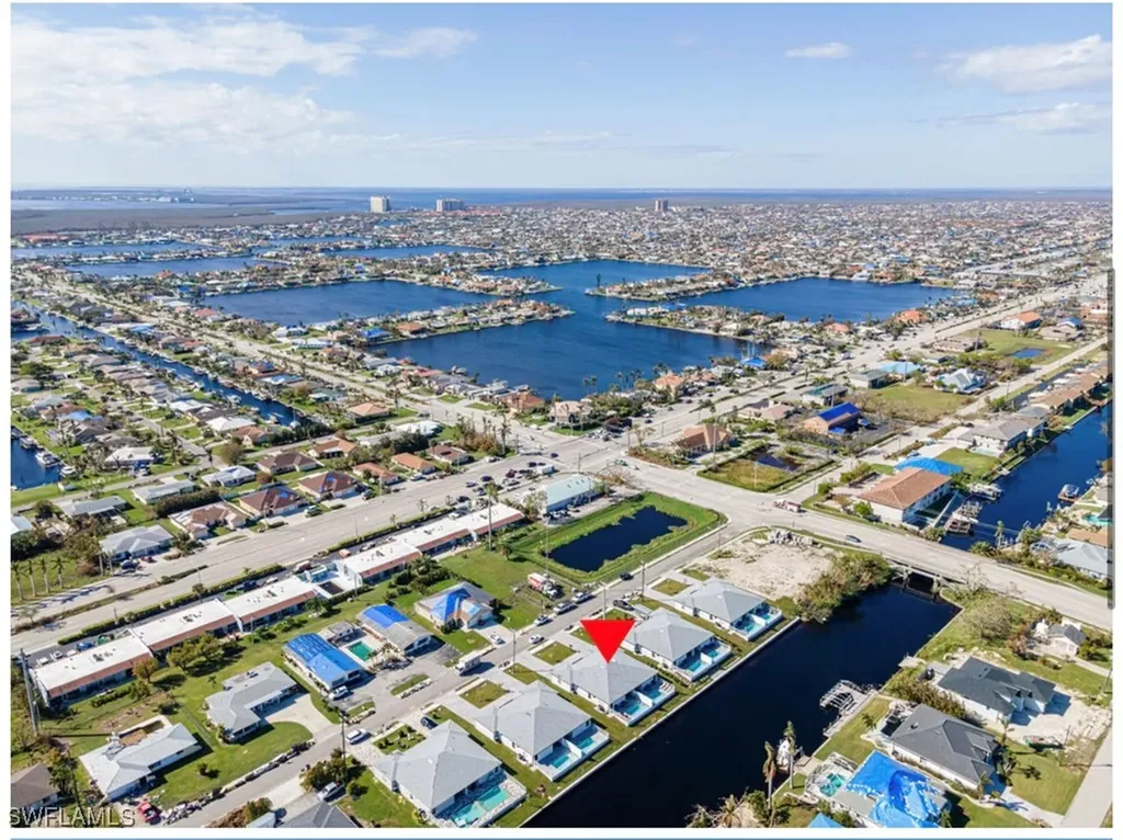 317-319 SW 47th Terrace Cape Coral FL 33914