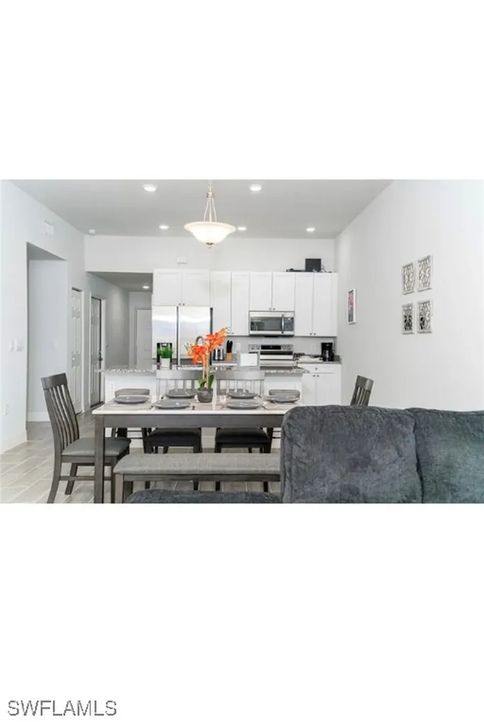 317-319 SW 47th Terrace Cape Coral FL 33914