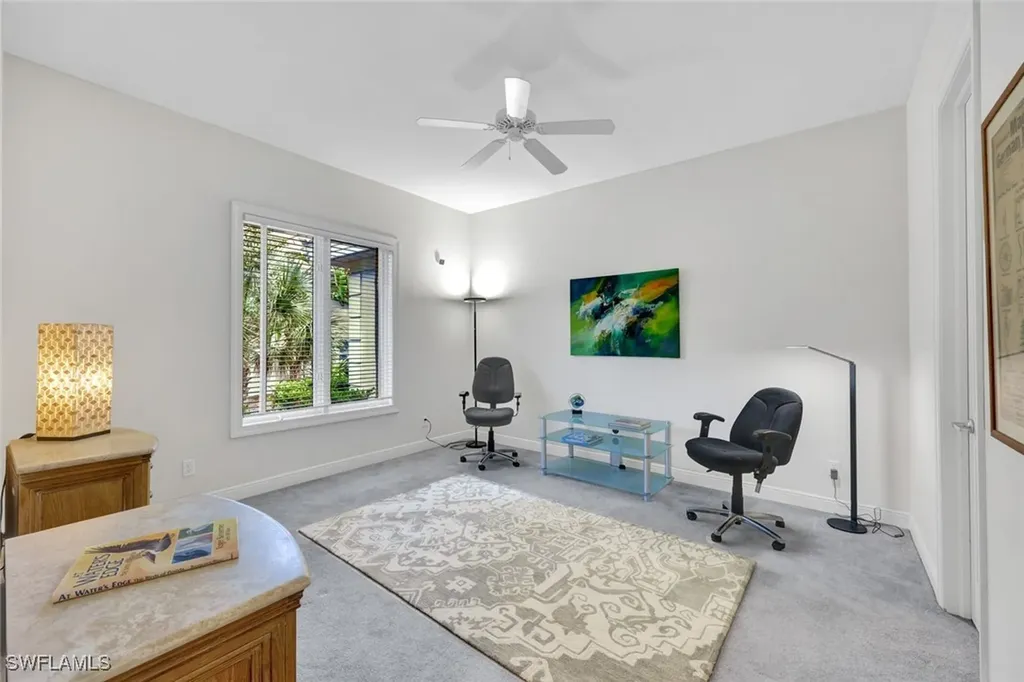 1004 Barcarmil Way Naples FL 34110