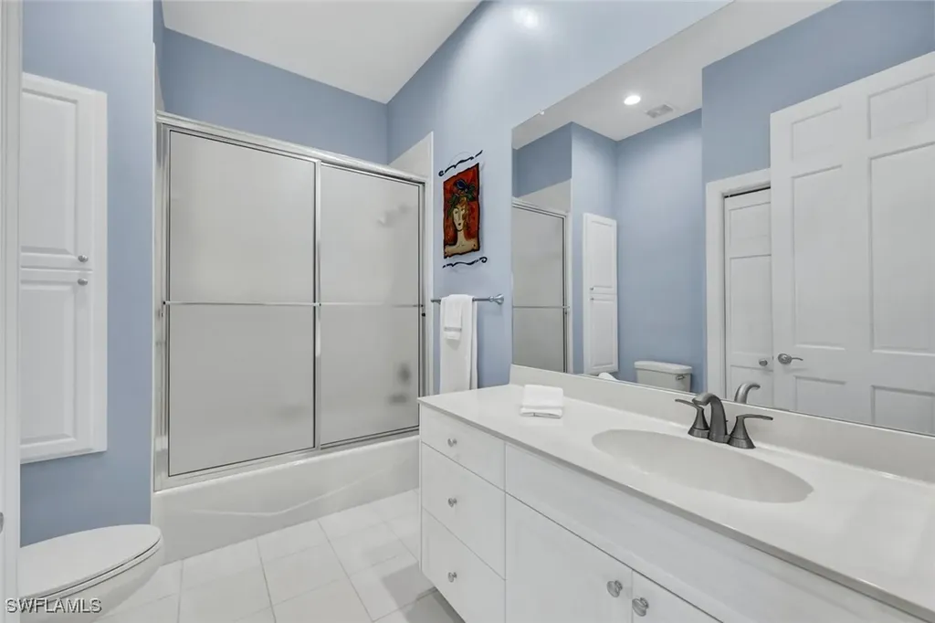 1004 Barcarmil Way Naples FL 34110