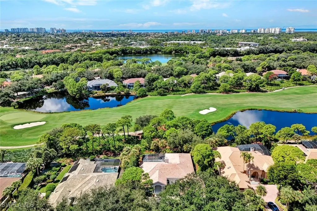 1004 Barcarmil Way Naples FL 34110