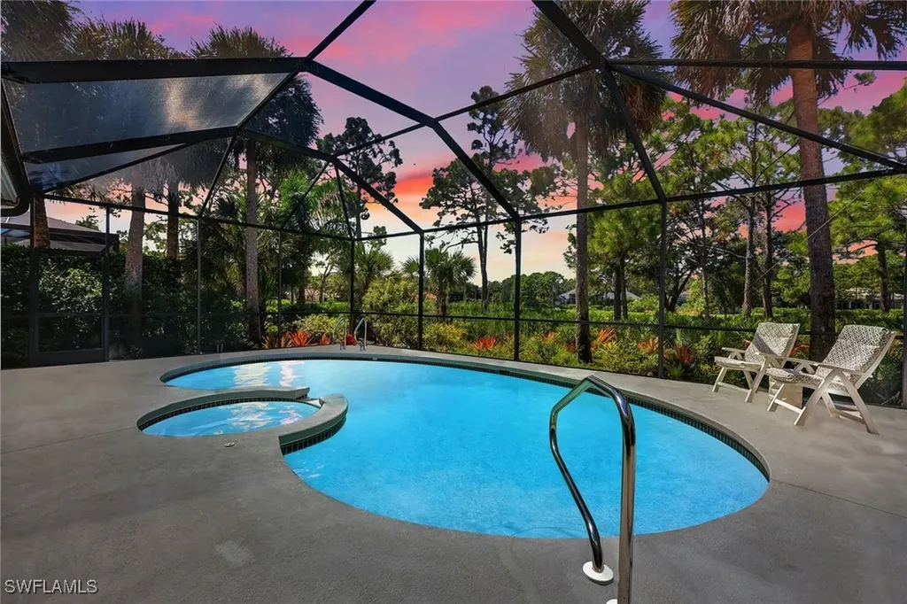 1004 Barcarmil Way Naples FL 34110
