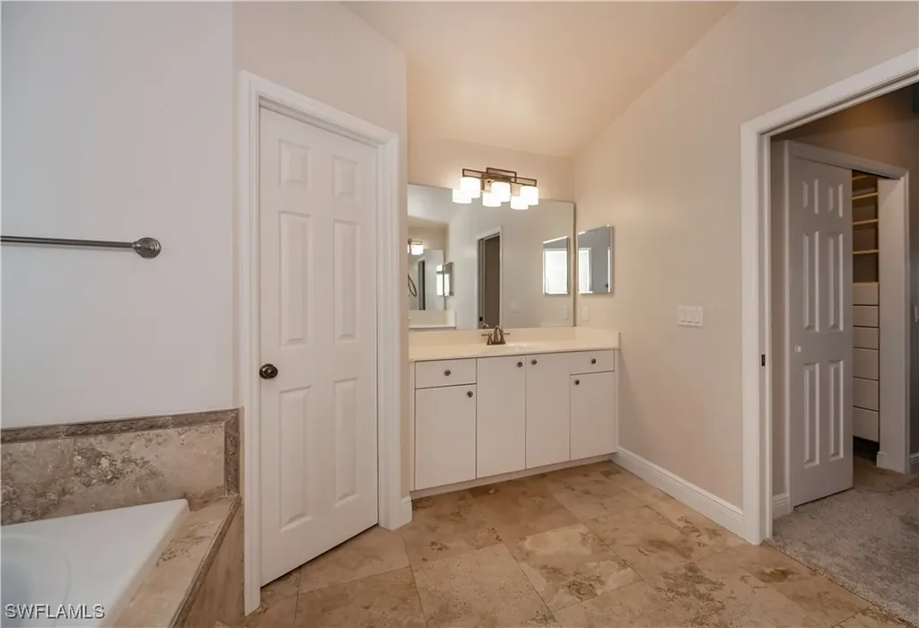 14730 Blackbird Lane Fort Myers FL 33919