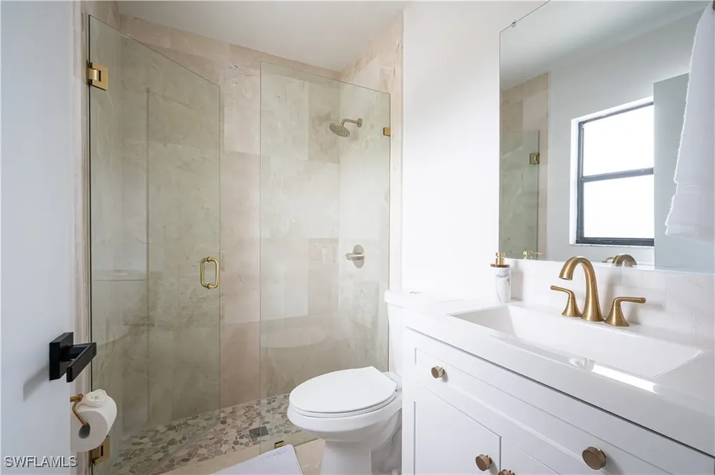 507 14th Street N Naples FL 34102