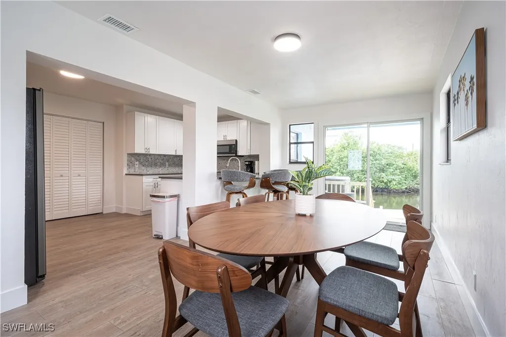 507 14th Street N Naples FL 34102