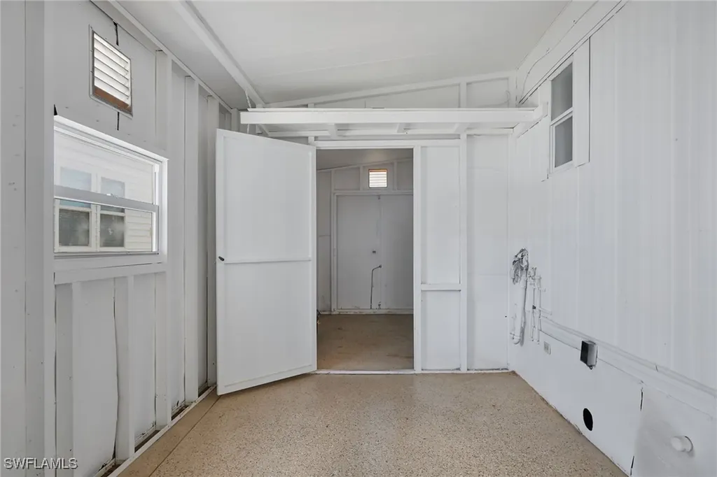 5558 Palm Beach Boulevard Fort Myers FL 33905