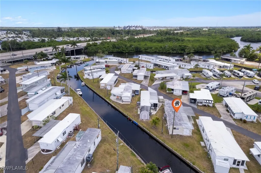 5558 Palm Beach Boulevard Fort Myers FL 33905