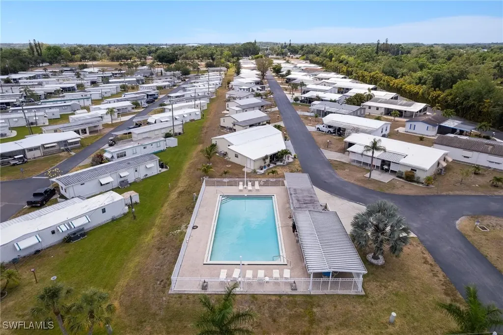 5558 Palm Beach Boulevard Fort Myers FL 33905