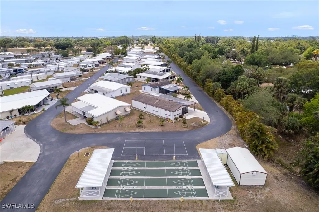 5558 Palm Beach Boulevard Fort Myers FL 33905