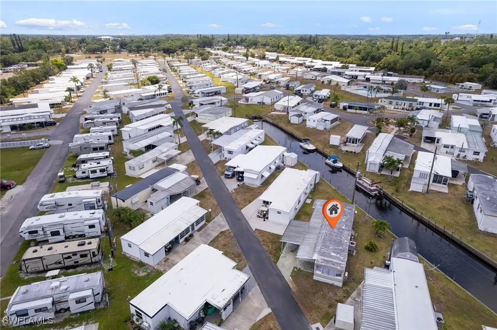 5558 Palm Beach Boulevard Fort Myers FL 33905