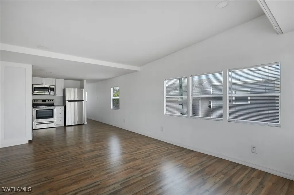 5558 Palm Beach Boulevard Fort Myers FL 33905