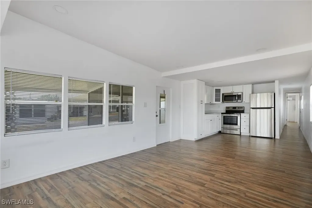 5558 Palm Beach Boulevard Fort Myers FL 33905