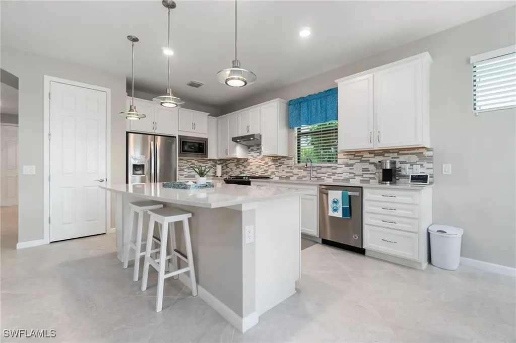 6792 Bromeliad Drive Naples FL 34114