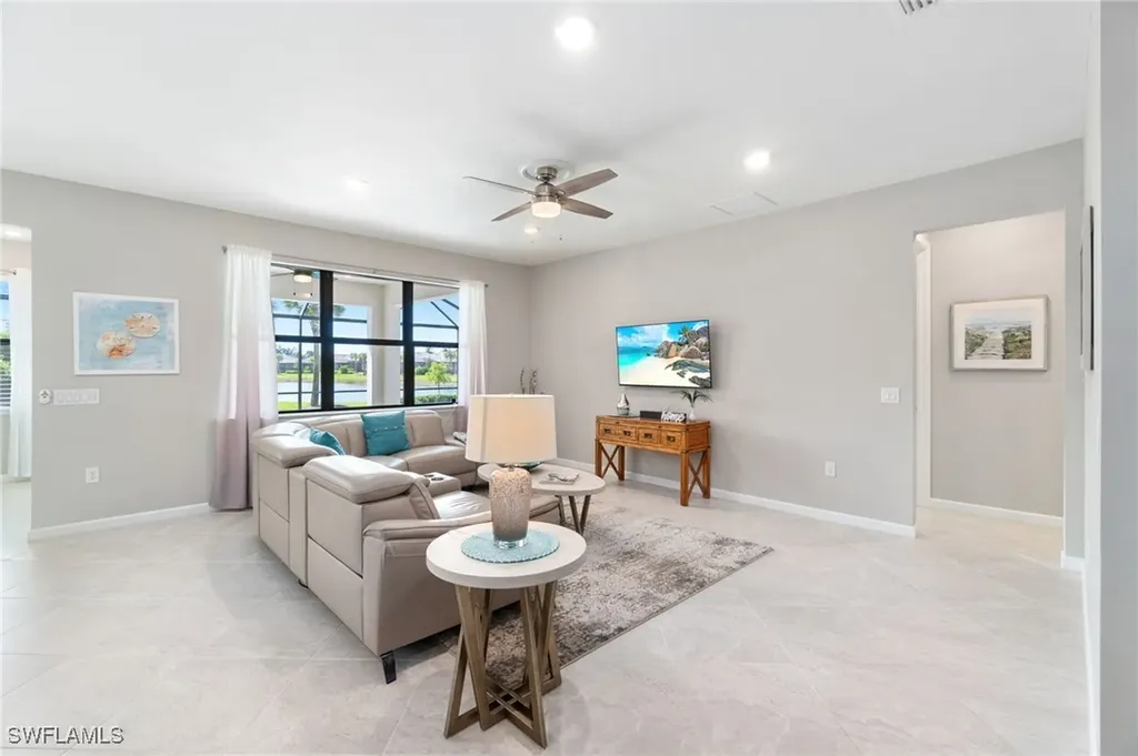 6792 Bromeliad Drive Naples FL 34114