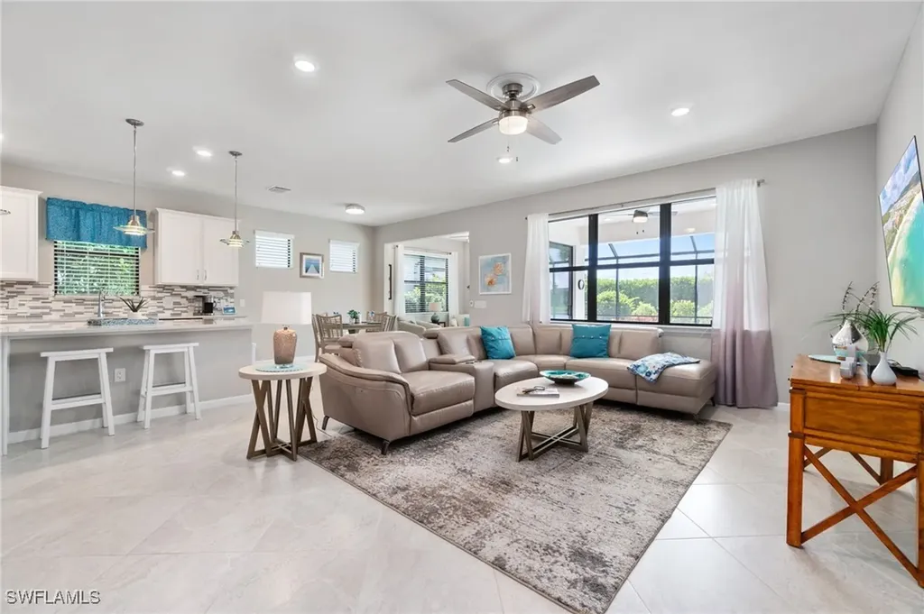 6792 Bromeliad Drive Naples FL 34114