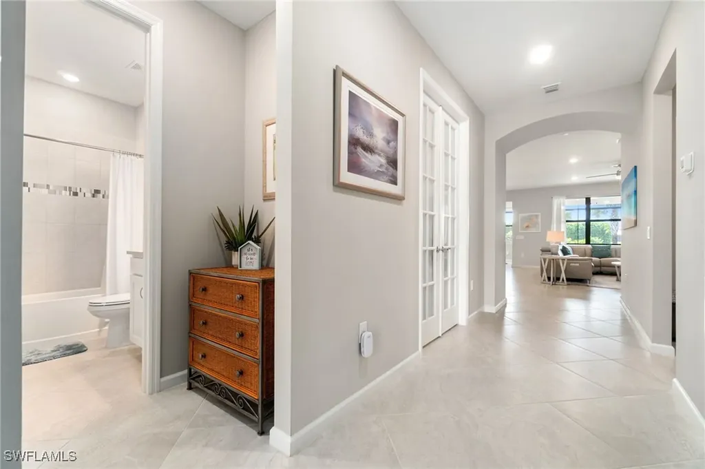 6792 Bromeliad Drive Naples FL 34114