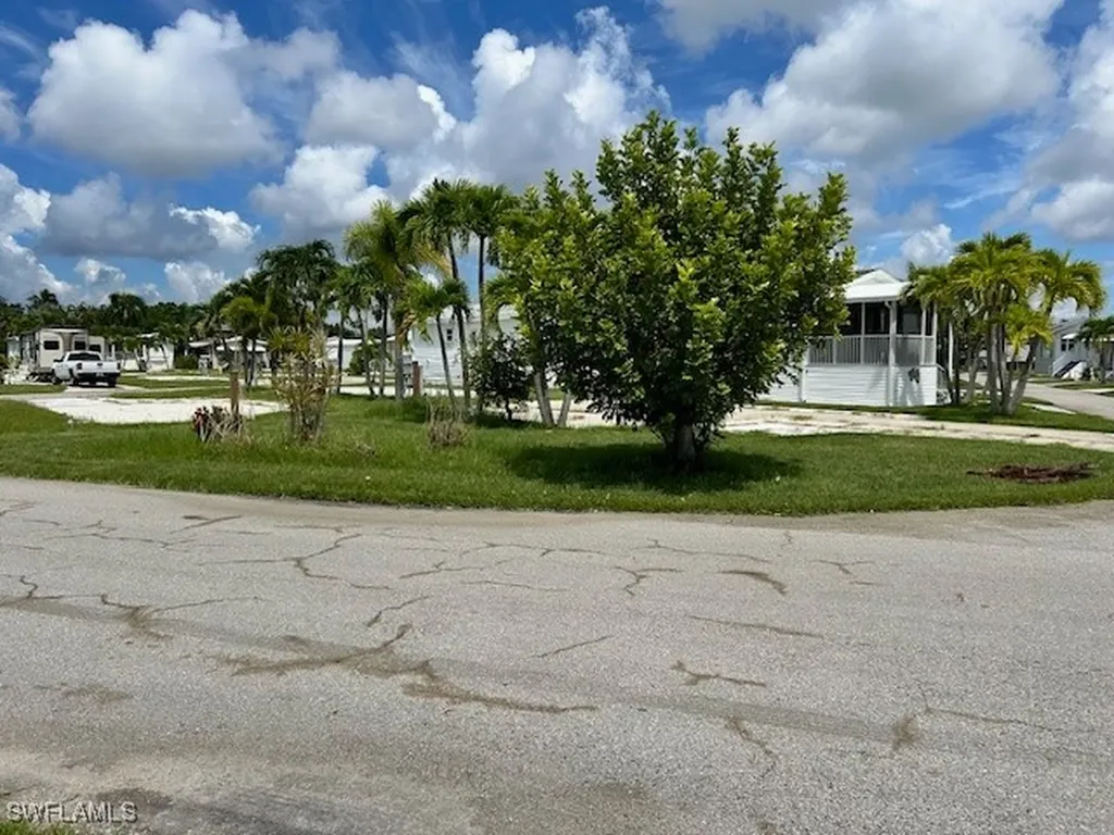 19681 Summerlin Road U-681 Fort Myers FL 33908