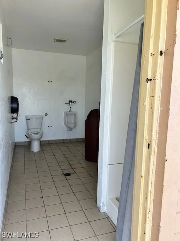 19681 Summerlin Road U-681 Fort Myers FL 33908