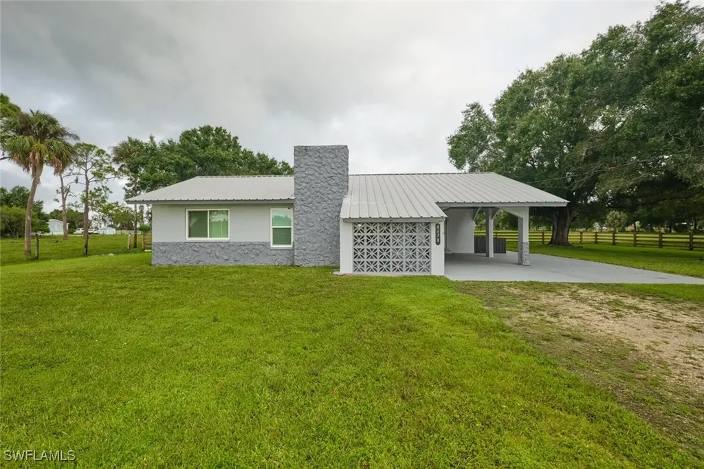 8678 County Road 78 Fort Denaud FL 33935